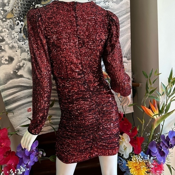 IORANE RED SEQUINED V NECK PEEKABOO MIDDLE SHEATH COCKTAIL DRESS 38/SMALL - Picture 7 of 11